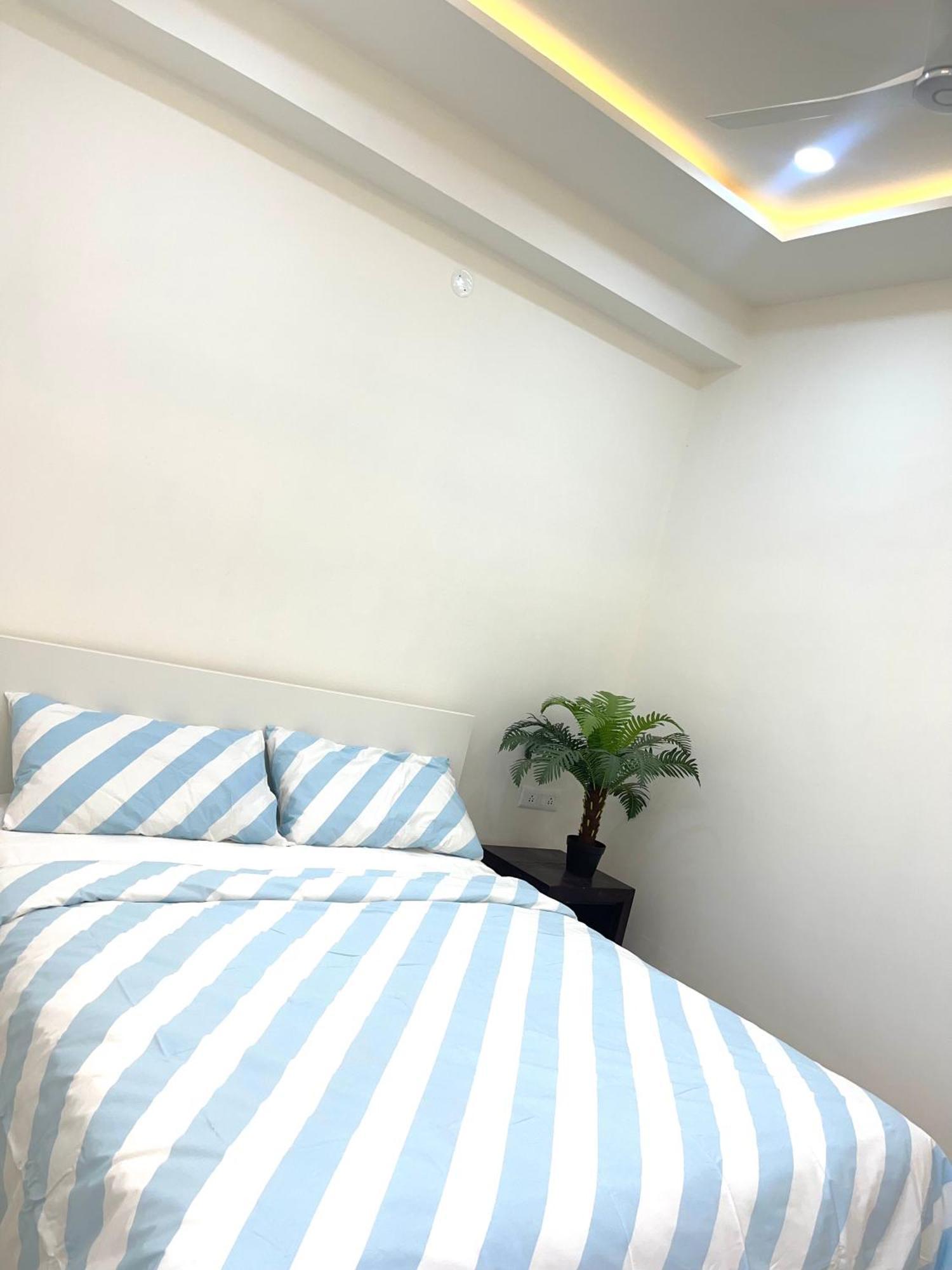 Neocon Suites Хидерабад Екстериор снимка